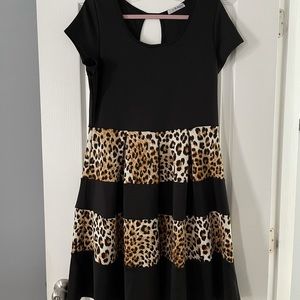 Plus Size Leopard Boutique Dress, Size 3X 🐆